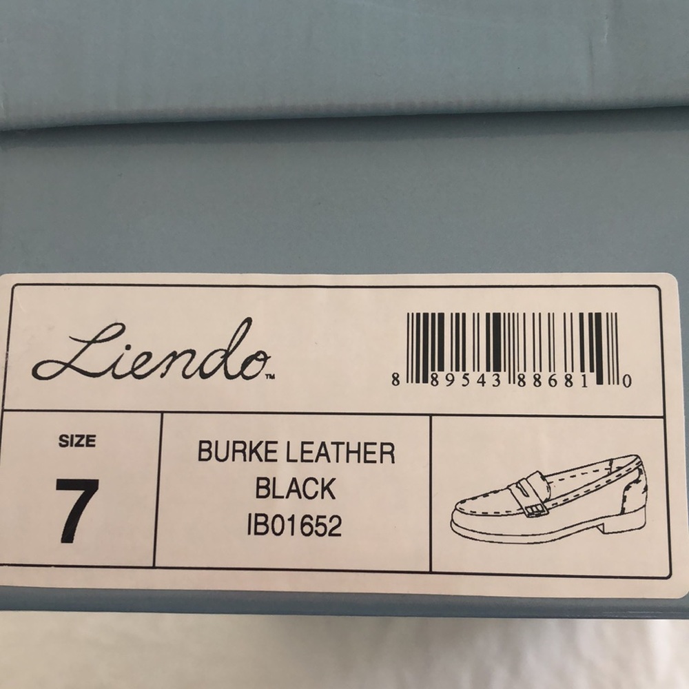 Seychelles Liendo Classic Black Loafers 7 NIB - Picture 5 of 12